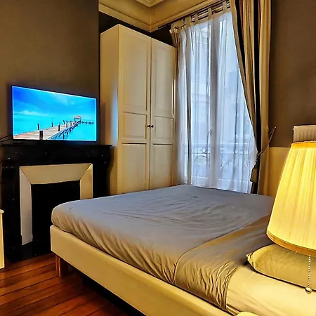 Rue Quentin-bauchart - 8