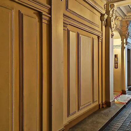 Rue Quentin-bauchart - 8 Paris