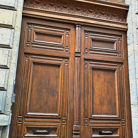 Rue Quentin-bauchart - 8 Paris